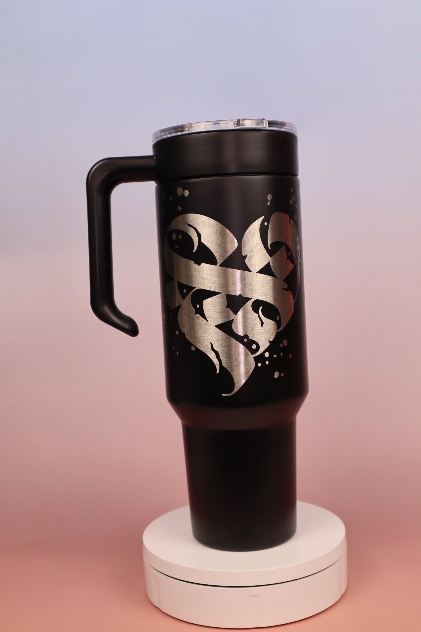 Calligraphy Hearts – Artwork by Luke Garcia - tattootumblers